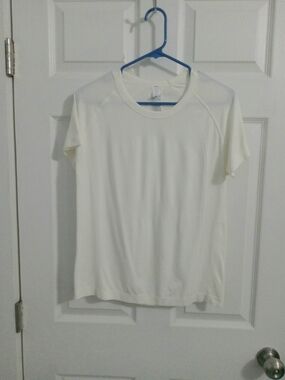 Cream Short Sleeve Performance Tee